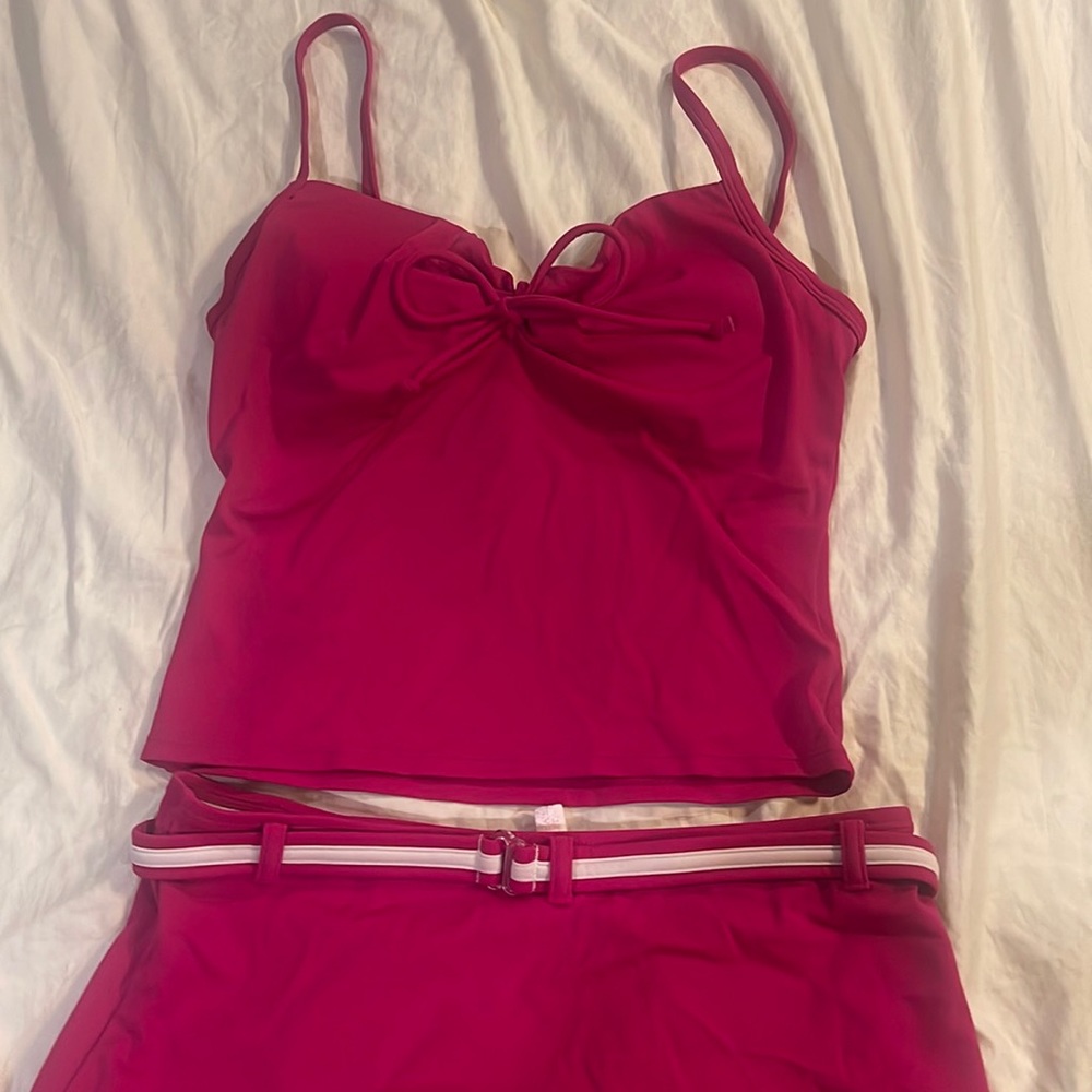 Victoria Secrets 3 piece swimsuit. 34b tanktini, med boys shorts and skirt